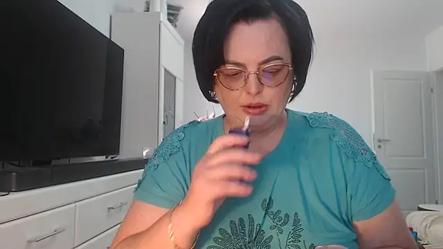 Amandamuller1982 online show from 05/11/26, 09:32
