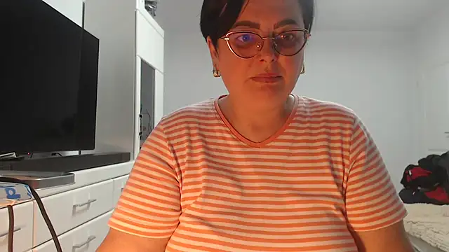 Amandamuller1982 online show from 03/30/26, 08:43