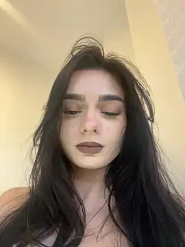 Snapshot of AdelinaAlia chatting on 02/24/26, 11:33 AdelinaAlia online show from 02/24/26, 11:33