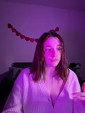 Snapshot of CookyDaisy chatting on 02/08/25, 02:04 CookyDaisy online show from 02/08/25, 02:04