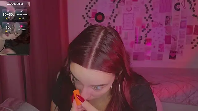 Snapshot of CookyDaisy chatting on 10/08/25, 03:24 CookyDaisy online show from 10/08/25, 03:24