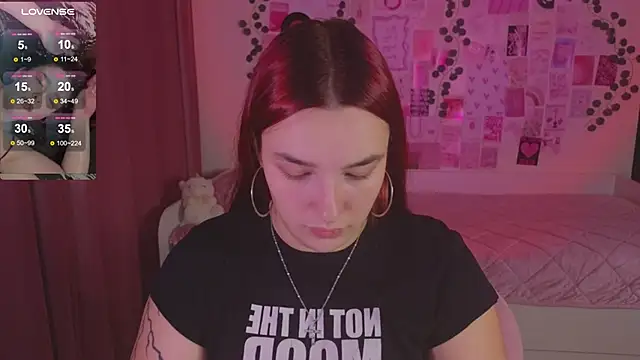 Snapshot of CookyDaisy chatting on 10/19/25, 10:12 CookyDaisy online show from 10/19/25, 10:12