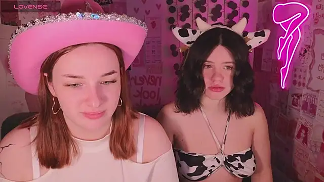 Snapshot of CookyDaisy chatting on 03/15/25, 09:27 CookyDaisy online show from 03/15/25, 09:27