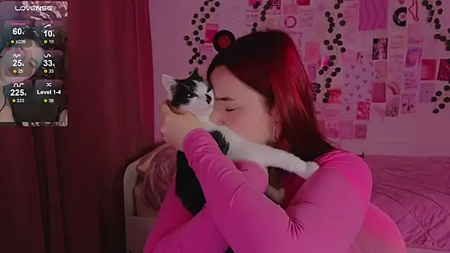 Snapshot of CookyDaisy chatting on 11/07/25, 08:24 CookyDaisy online show from 11/07/25, 08:24