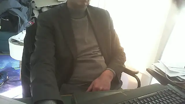 shyfrenchcock1 online show from 03/16/26, 08:29