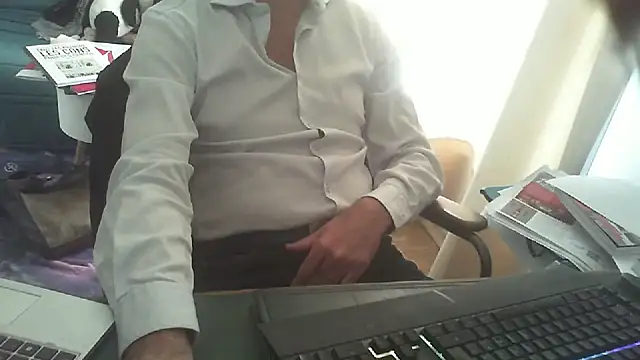 shyfrenchcock1 online show from 10/23/25, 01:21