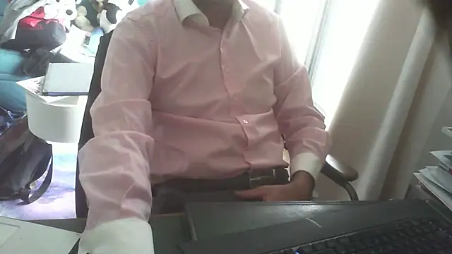 shyfrenchcock1 online show from 11/06/25, 10:30