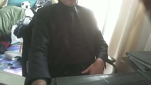 shyfrenchcock1 online show from 04/13/26, 07:56