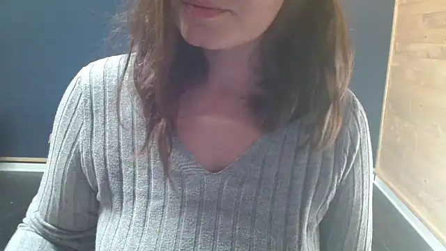 Snapshot of NovaBabe21 chatting on 10/10/25, 12:44 NovaBabe21 online show from 10/10/25, 12:44