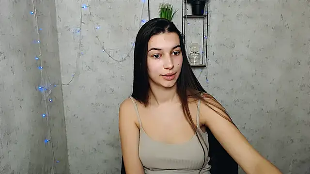 Snapshot of KarolinaRosse_ chatting on 03/01/25, 10:13 KarolinaRosse online show from 03/01/25, 10:13