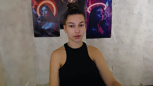 Snapshot of KarolinaRosse_ chatting on 09/25/25, 05:02 KarolinaRosse online show from 09/25/25, 05:02