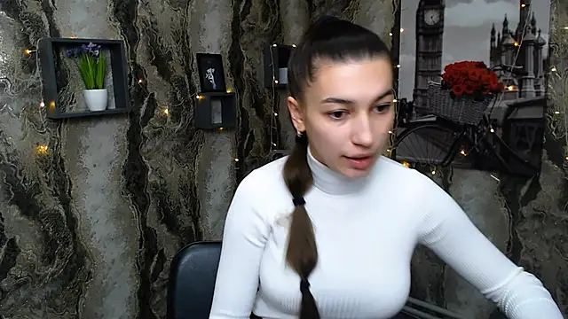 Snapshot of KarolinaRosse_ chatting on 02/21/25, 06:51 KarolinaRosse online show from 02/21/25, 06:51