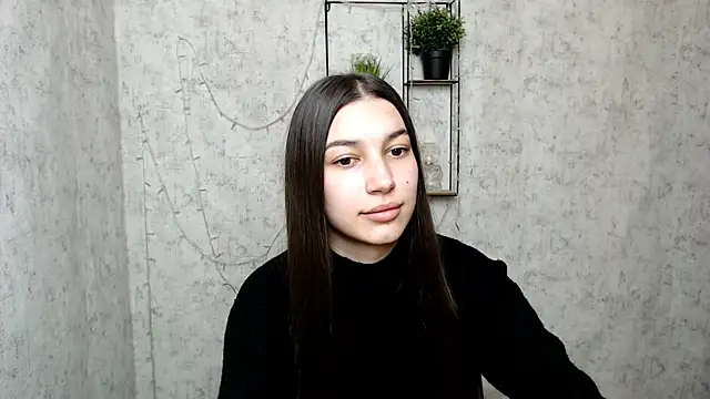 Snapshot of KarolinaRosse_ chatting on 03/14/25, 06:53 KarolinaRosse online show from 03/14/25, 06:53