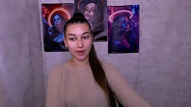 Snapshot of KarolinaRosse_ chatting on 10/06/25, 05:08 KarolinaRosse online show from 10/06/25, 05:08