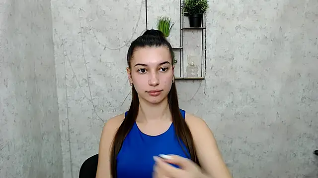 Snapshot of KarolinaRosse_ chatting on 03/16/25, 10:33 KarolinaRosse online show from 03/16/25, 10:33