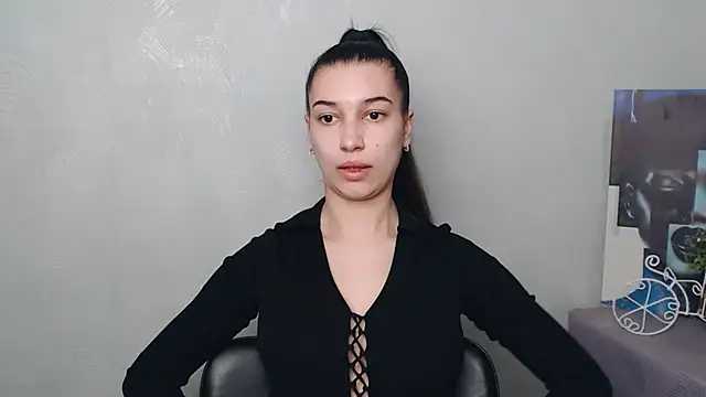Snapshot of KarolinaRosse_ chatting on 03/17/25, 07:02 KarolinaRosse online show from 03/17/25, 07:02