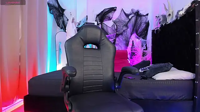 Duriel  online show from 11/01/25, 07:52