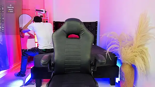 Duriel  online show from 11/06/25, 06:12