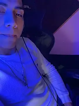 SkinnyHot444 online show from 12/08/24, 02:30