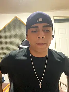 SkinnyHot444 online show from 10/22/25, 08:25