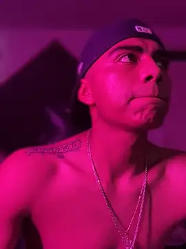 SkinnyHot444 online show from 12/06/24, 10:46