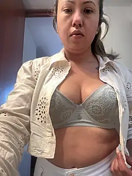 VIOLETA-25  online show from 11/10/25, 11:59