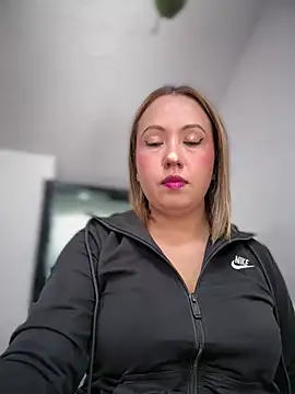 VIOLETA-25  online show from 07/10/26, 03:23