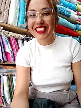 Snapshot of VIOLETA-25_ chatting on 03/17/25, 07:58 VIOLETA-25 online show from 03/17/25, 07:58