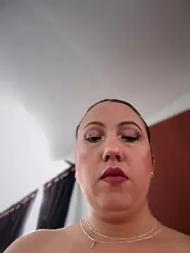 VIOLETA-25  online show from 05/22/26, 03:10