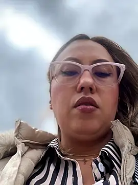 VIOLETA-25  online show from 05/14/26, 03:31