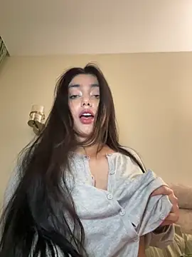 Sweet Khalifa  online show from 11/04/25, 03:05