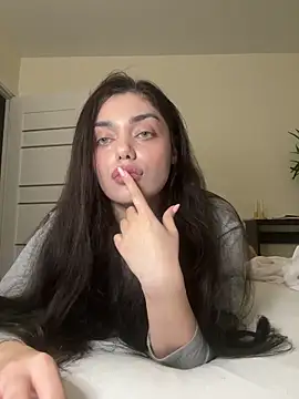 Snapshot of Sweet_Khalifa_ chatting on 02/01/25, 03:39 Sweet Khalifa  online show from 02/01/25, 03:39