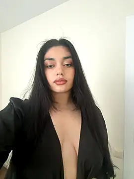 Snapshot of Sweet_Khalifa_ chatting on 09/27/25, 02:01 Sweet Khalifa  online show from 09/27/25, 02:01