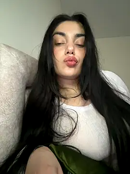 Snapshot of Sweet_Khalifa_ chatting on 10/09/25, 01:11 Sweet Khalifa  online show from 10/09/25, 01:11