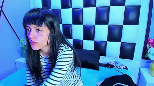 Snapshot of Morgana_Smit chatting on 12/03/25, 01:43 Morgana Smit online show from 12/03/25, 01:43