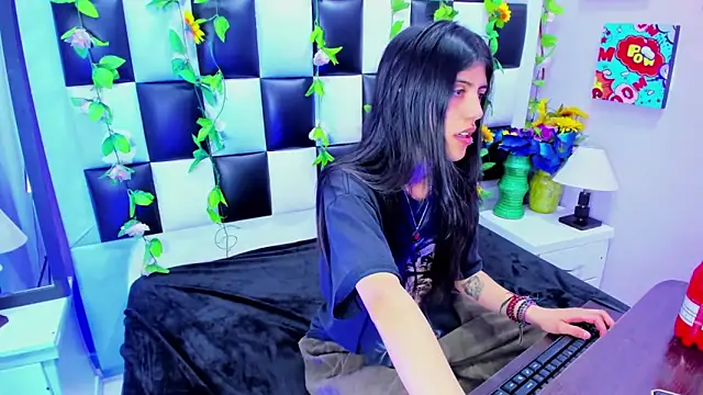 Morgana Smit online show from 09/26/25, 01:40