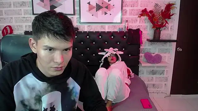 Snapshot of Zafiro_Chizuy chatting on 12/07/24, 03:53 Zafiro Chizuy online show from 12/07/24, 03:53