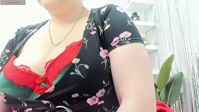 Dolorys online show from 03/02/25, 05:44