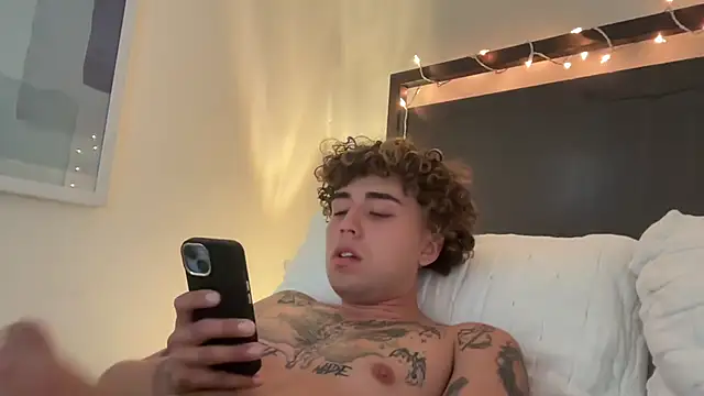 Youngjoshy online show from 12/22/24, 05:10