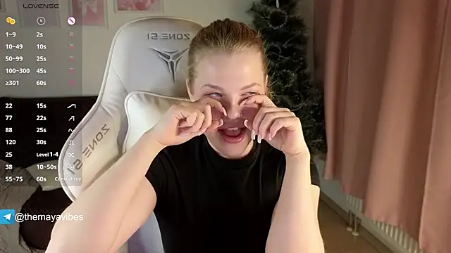 Maya Rave online show from 01/17/26, 03:32