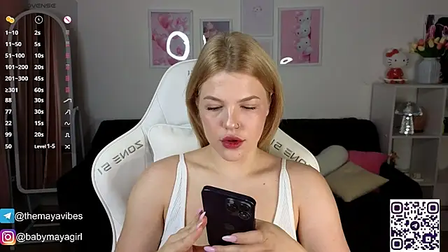 Maya Rave online show from 10/27/25, 04:02