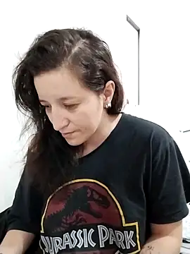 Snapshot of hanamy_joha chatting on 10/17/25, 09:38 hanamy joha online show from 10/17/25, 09:38