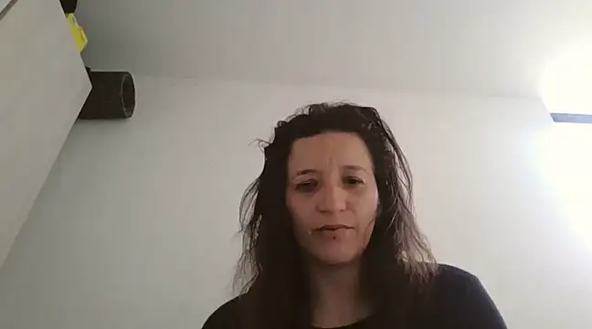 Snapshot of hanamy_joha chatting on 12/20/24, 01:33 hanamy joha online show from 12/20/24, 01:33