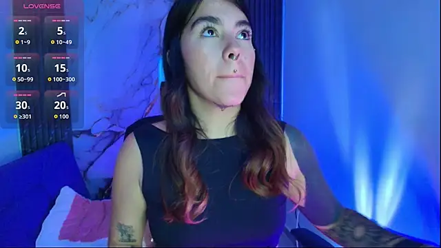 luccianagreyy online show from 04/18/26, 01:13