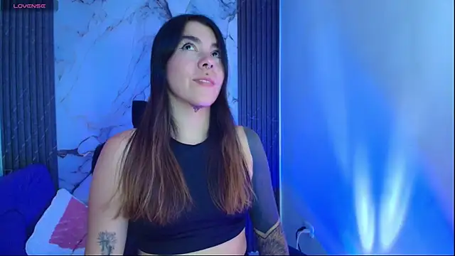 luccianagreyy online show from 04/13/26, 01:37