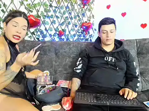 Snapshot of ethanandbrianna chatting on 02/10/25, 12:30 ethanandbrianna online show from 02/10/25, 12:30