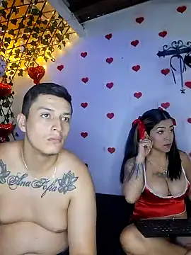 Snapshot of ethanandbrianna chatting on 02/04/25, 12:19 ethanandbrianna online show from 02/04/25, 12:19