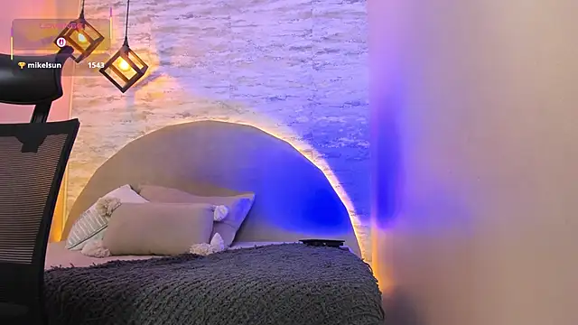 Aron Bolt online show from 03/29/26, 05:03