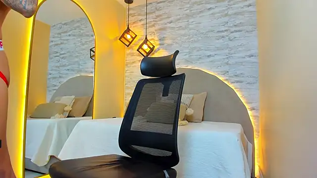 Aron Bolt online show from 11/15/25, 02:26