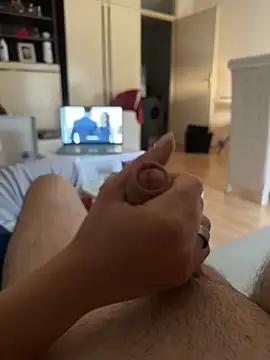 jessieandjames29 online show from 07/14/26, 05:41